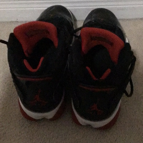 Black and red men Jordan - Picture 5 of 7